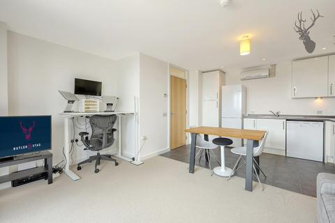 1 bedroom apartment for sale, Taylor Place, London