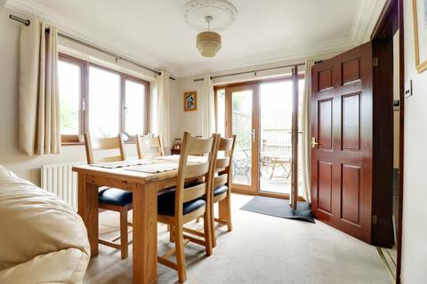 Miown Belshaw Lane, Belton, Doncaster, DN9 1PF