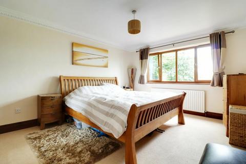 Miown Belshaw Lane, Belton, Doncaster, DN9 1PF