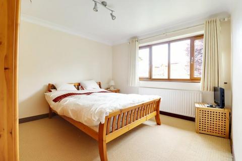 Miown Belshaw Lane, Belton, Doncaster, DN9 1PF