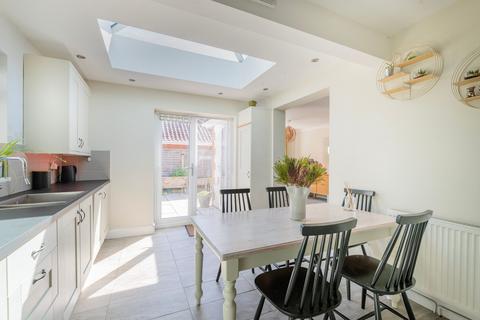 18 Belmore Close, Norwich, NR7 0PS