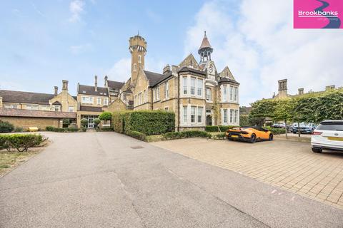 17, Bunstone Hall Chapel Drive, Dartford, DA2 6FJ