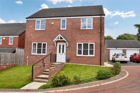 4 bedroom detached house for sale, Piccolo Row, Churwell, Morley, Leeds