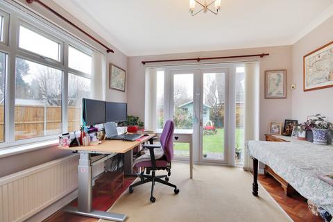 4 bedroom detached house for sale, Warwick Gardens, Meopham, Gravesend, Kent, DA13