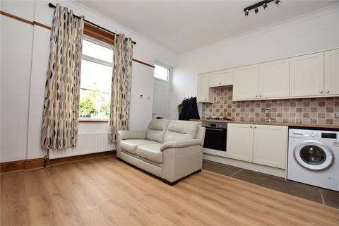105 Wide Lane, Morley, Leeds, LS27 8DB