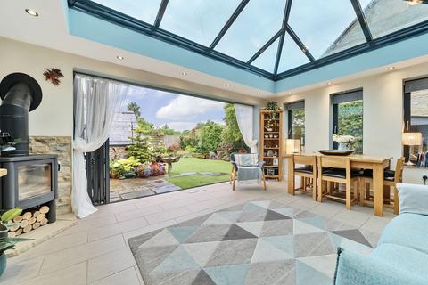 2 bedroom end of terrace house for sale, Hinton Waldrist, Faringdon, Oxfordshire, SN7