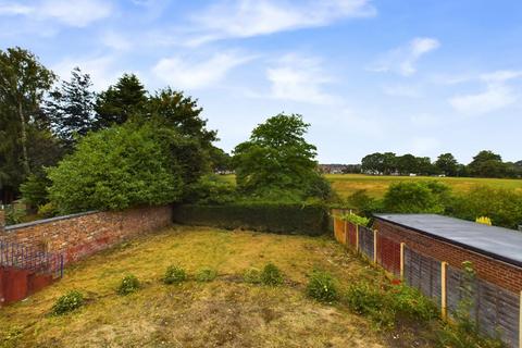 3 bedroom detached bungalow for sale, Swan Street, Stourbridge, DY8 3UU