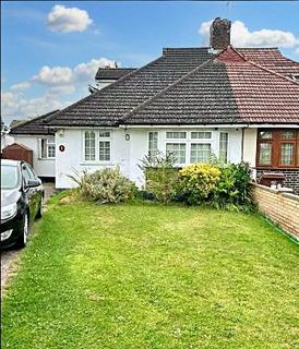 4 bedroom bungalow for sale, Hardwicke Avenue, Hounslow, london, TW5 0PP