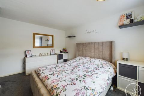 38 Brignall Garth, Leeds, LS9 7HB