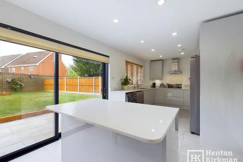 5 bedroom detached house for sale, Invicta Court, Billericay