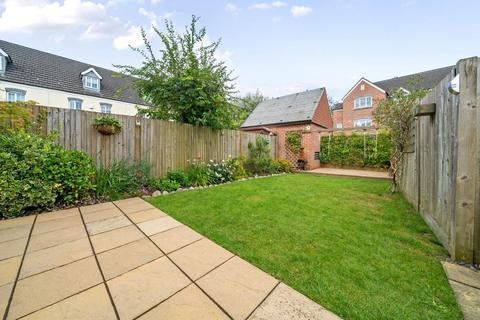 38 Upper Stroud Close, Chineham, Basingstoke, RG24 8EG