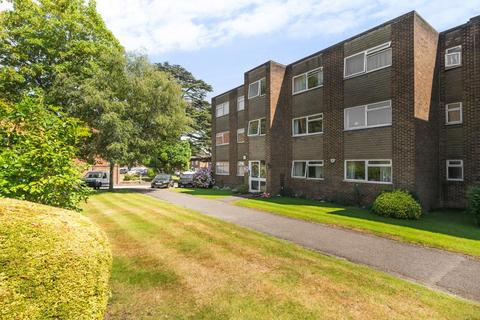 2 bedroom flat for sale, Northwood,  Middlesex,  HA6