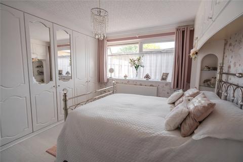 10 Buttermere Crescent, Humberston, Grimsby, DN36 4AD