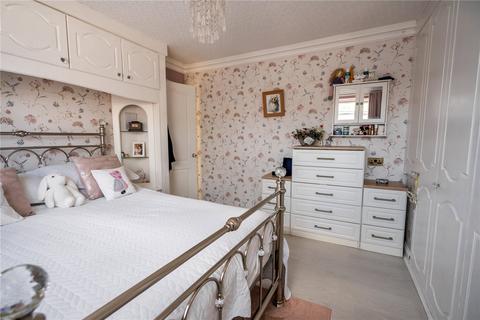 10 Buttermere Crescent, Humberston, Grimsby, DN36 4AD