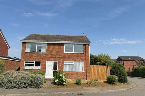 4 bedroom detached house for sale, Moorfield Road, Rothwell, Kettering