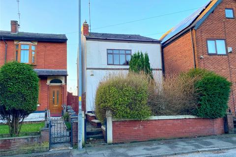 3 bedroom detached house for sale, Pilsworth Road, Heywood, Greater Manchester, OL10