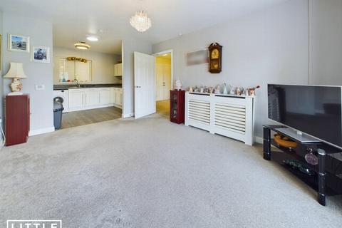 2 bedroom apartment for sale, Heyes Avenue, Haydock, WA11