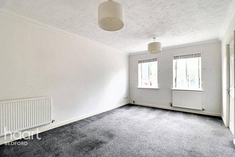 2 bedroom apartment for sale, Acorn Way, Bedford