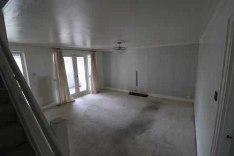 38 Buckerills, Basildon, SS13 3ER