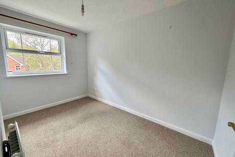 8 Antler Close, Glastonbury, BA6 9PL