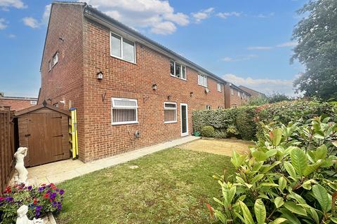 1 bedroom ground floor flat for sale, Stanley Gardens, Borehamwood, WD6