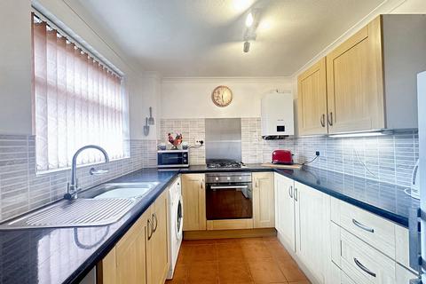 17 Stanley Gardens, Borehamwood, WD6 4TP