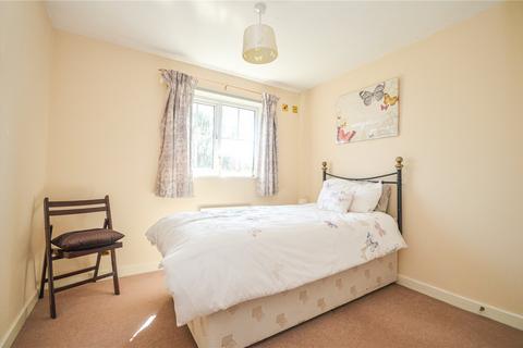 14 Buie Close, Sparcells, Swindon, SN5 5FX