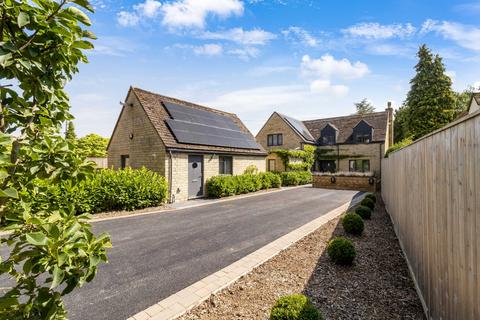 5 bedroom detached house for sale, Cinder Lane, Fairford, Gloucestershire, GL7