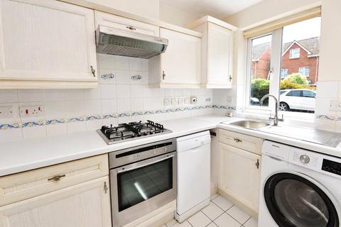 2 bedroom terraced house to rent, Brookmead Court, Farnham, Surrey, GU9
