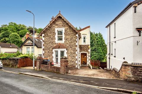 3 bedroom detached house for sale, Woodland Road, Newport NP19