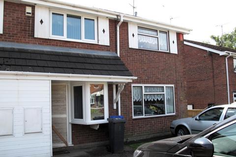 2 bedroom mews to rent, 8 Hams Close, Biddulph, Stoke-on-Trent, Staffordshire, ST8 6PR