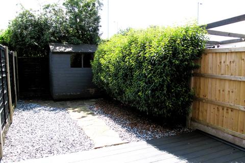 2 bedroom mews to rent, 8 Hams Close, Biddulph, Stoke-on-Trent, Staffordshire, ST8 6PR