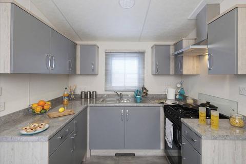 2 bedroom lodge for sale, York, Yorkshire, YO41