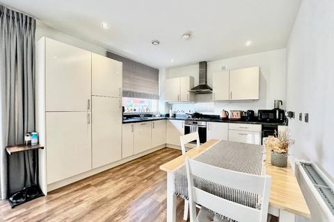 2 bedroom flat to rent, Tranquil Lane, Harrow, Middlesex, HA2