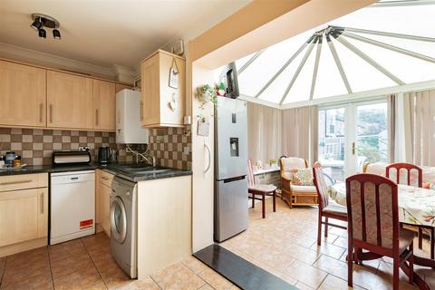 120 Penenden, New Ash Green, Longfield, DA3 8LT