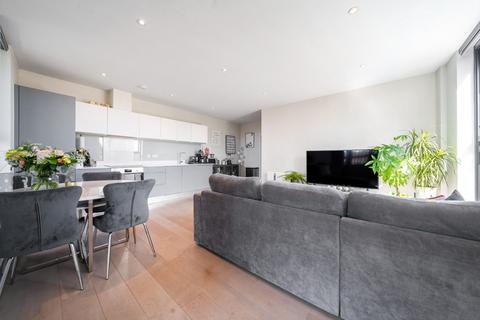 2 bedroom apartment for sale, Field End Road, Ruislip, Middlesex