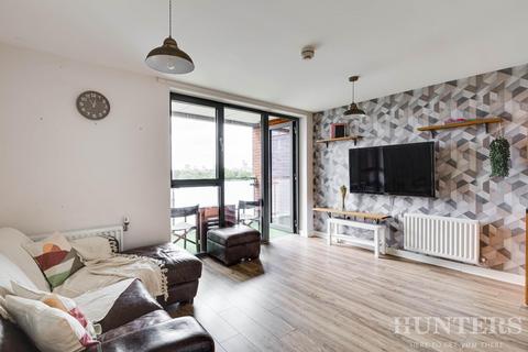 1 bedroom flat for sale, Isobel Place, London, N15