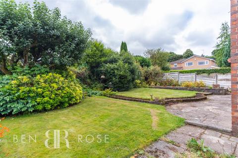 3 bedroom detached house for sale, Edale Close, Leyland