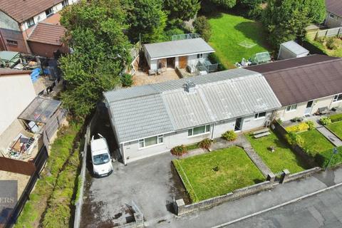 4 bedroom semi-detached bungalow for sale, Heol Y Gerddi, Pencoed, Bridgend