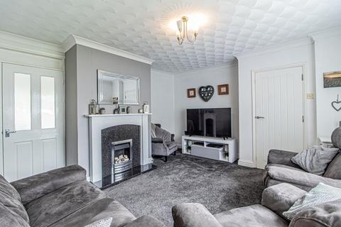 4 bedroom semi-detached house for sale, Tudor Way, Pontypridd CF38