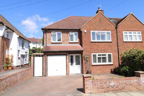 52 Heath Rise, Bromley, BR2 7PD