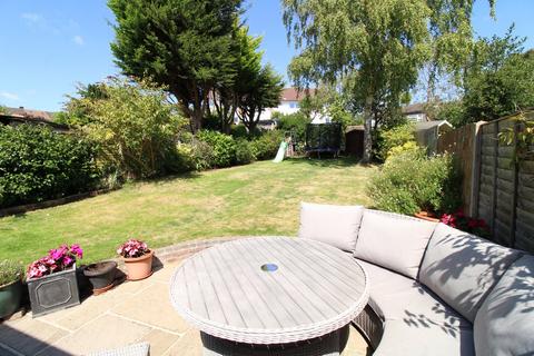 52 Heath Rise, Bromley, BR2 7PD