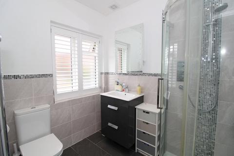52 Heath Rise, Bromley, BR2 7PD