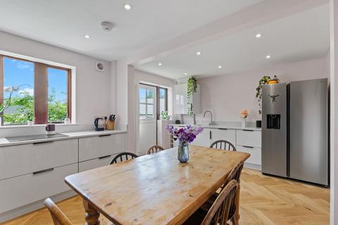 22 Skipton Road, Cononley, Keighley, BD20 8NH