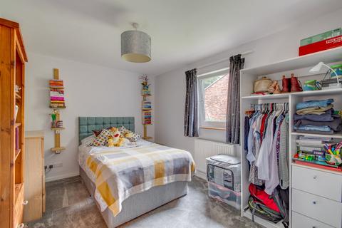74 Northleach Close, Church Hill, Redditch, B98 8RB