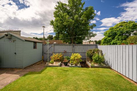 14 Bramble Drive, Edinburgh, EH4 8BP