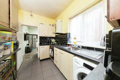 3 bedroom terraced house for sale, Cheshire Road, Smethwick B67