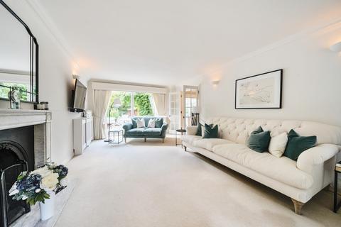 6 Oates Close, Bromley, BR2 0WA
