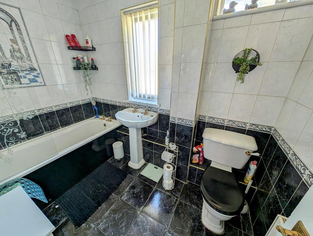 Bath.jpg
