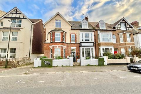 2 bedroom flat for sale, Egerton Road, Bexhill-on-Sea, TN39